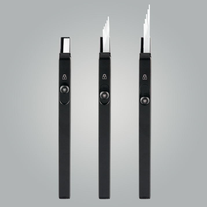 Aluminiowe etui na karty z MagSafe i klipsem na banknoty (czarny)