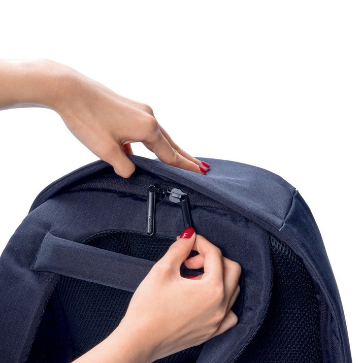 Plecak antykradzieżowy na laptopa oraz tablet Bobby Compact (kamuflaż niebieski)