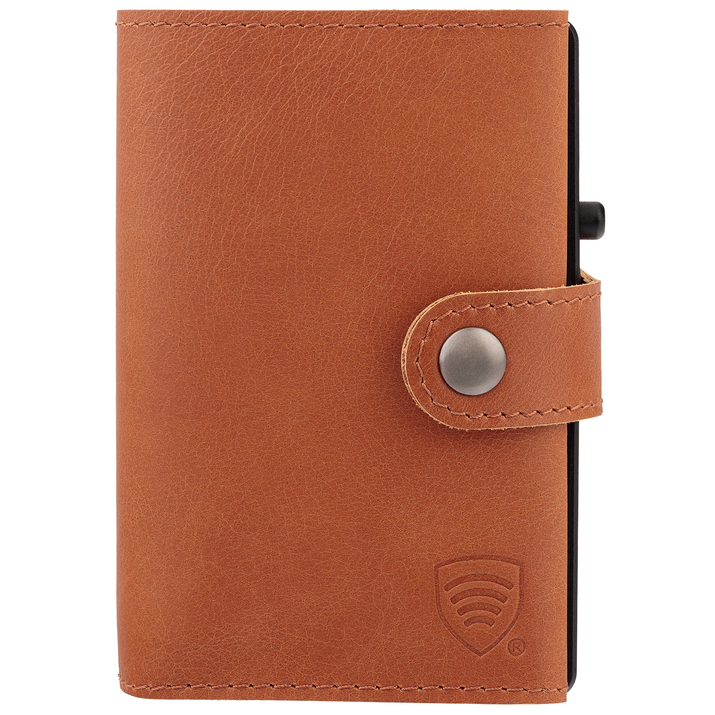 Skórzany portfel męski z zewnętrzną kieszenią na kartę oraz aluminiowym etui z wysuwanymi kartami (brąz)