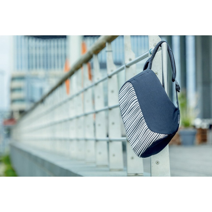 Plecak antykradzieżowy na laptopa oraz tablet Bobby Compact (Zebra)