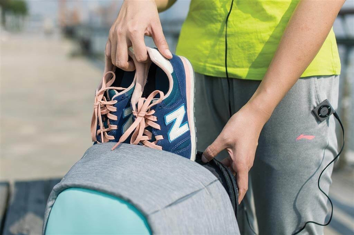 Plecak antykradzieżowy na laptopa oraz tablet Bobby Compact (Szary-Miętowy)